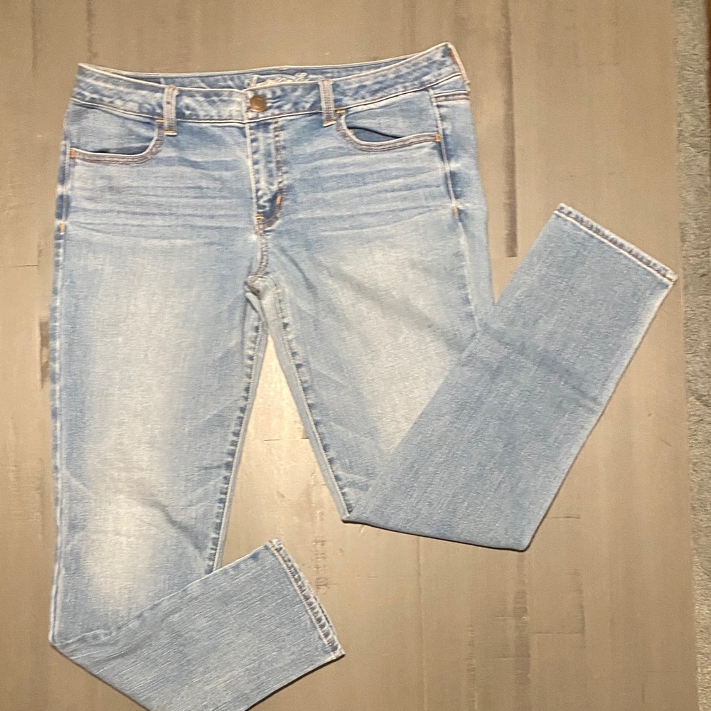 American Eagle Outfitters Light Blue Super Stretch Jeggings